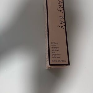 Mary Kay Eye Makeup Remover - Soft Pink Box
